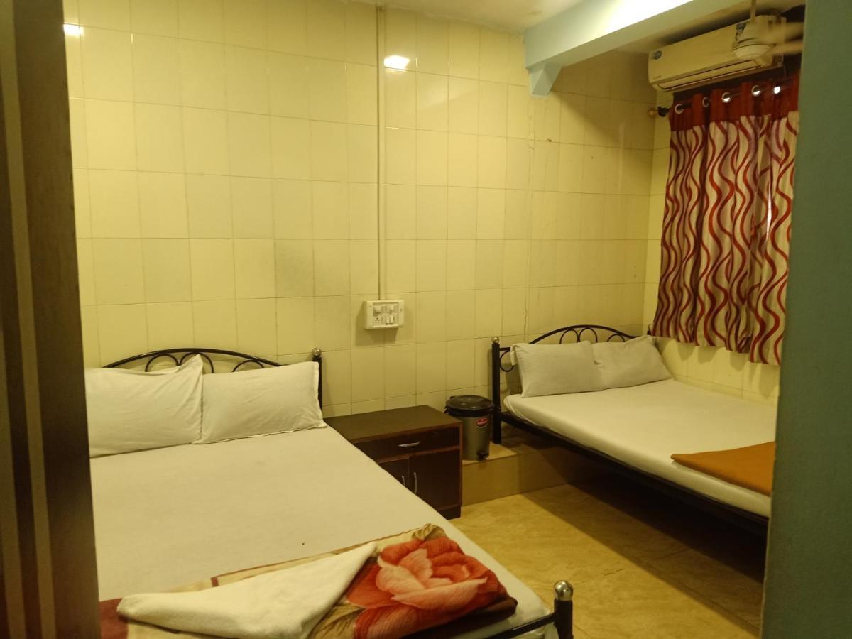 Hotel Central Inn Mumbai Exteriör bild