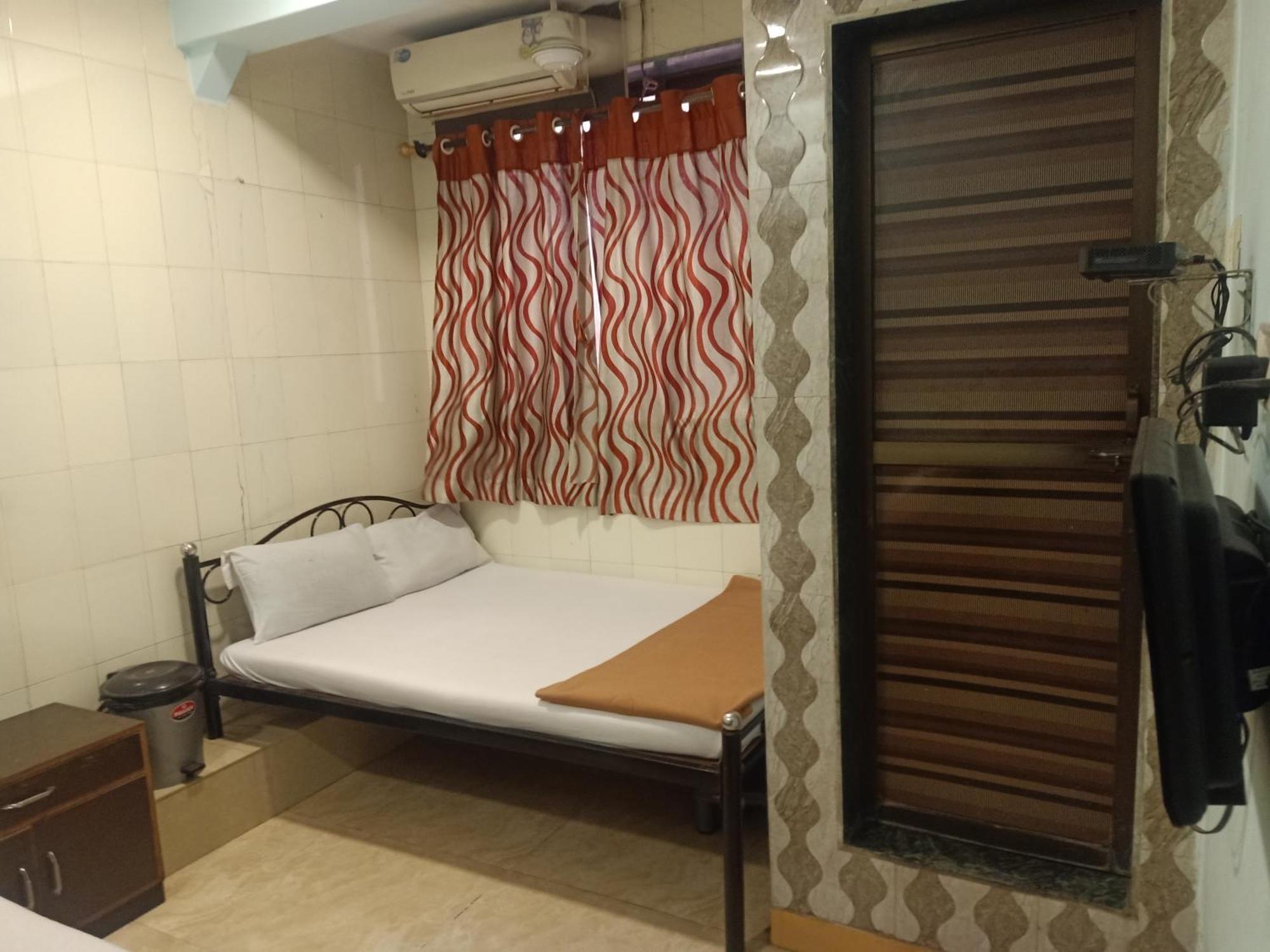 Hotel Central Inn Mumbai Rum bild