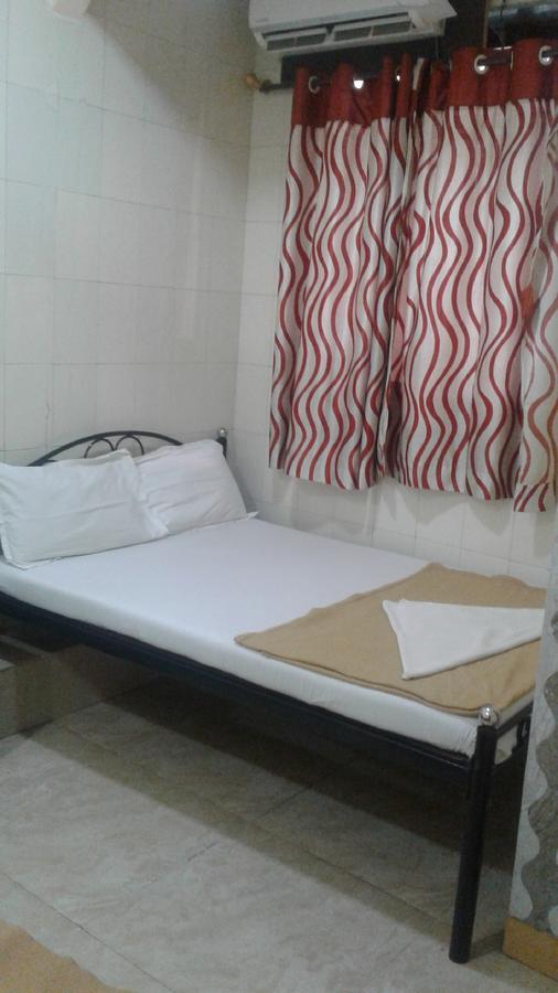 Hotel Central Inn Mumbai Exteriör bild