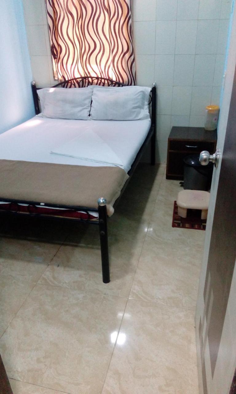 Hotel Central Inn Mumbai Exteriör bild